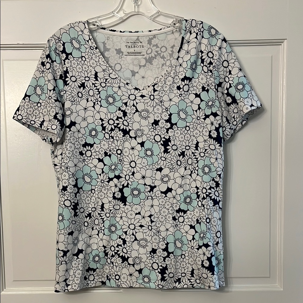 Talbots Women's Floral Print Top - White and Blue Excellent Condition
